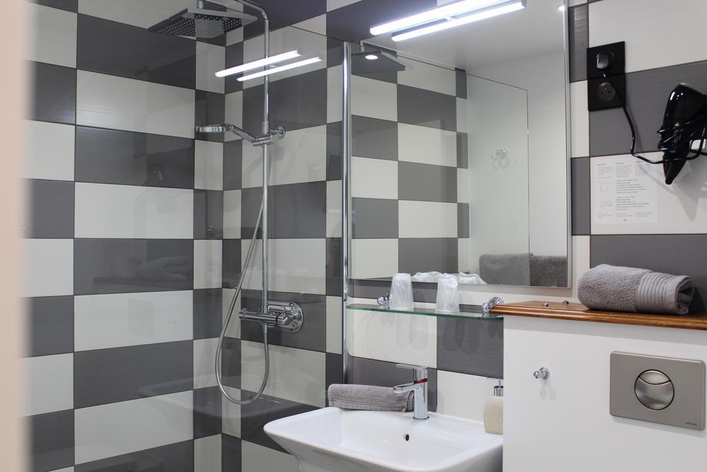 Hypnos Hotel هيسدين المظهر الخارجي الصورة