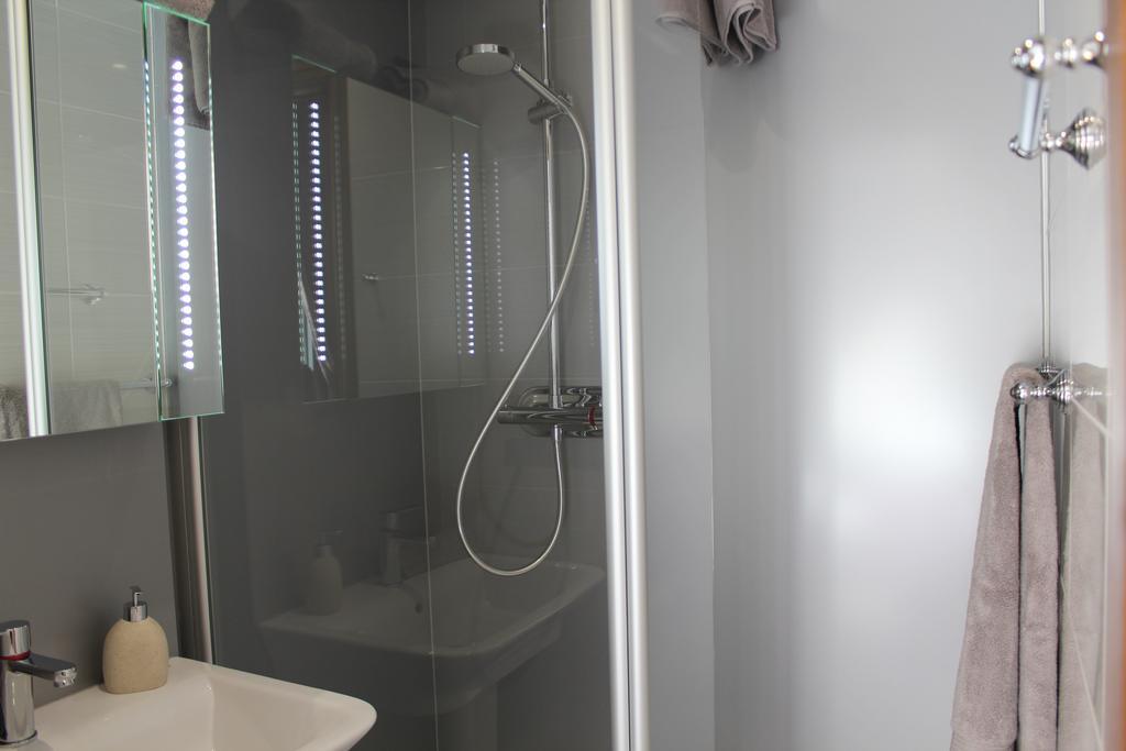Hypnos Hotel هيسدين المظهر الخارجي الصورة