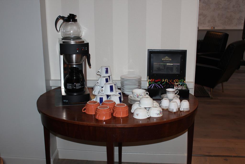 Hypnos Hotel هيسدين المظهر الخارجي الصورة